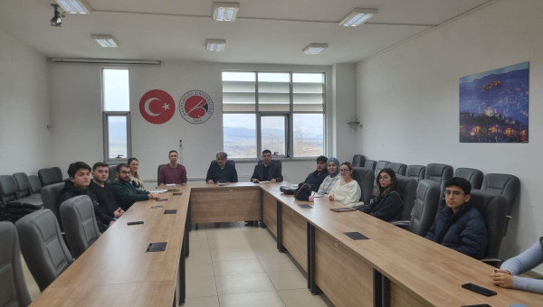 Öğrenci Temsilcileri ile Bahar Döneminin İlk Toplantısı Gerçekleştirildi